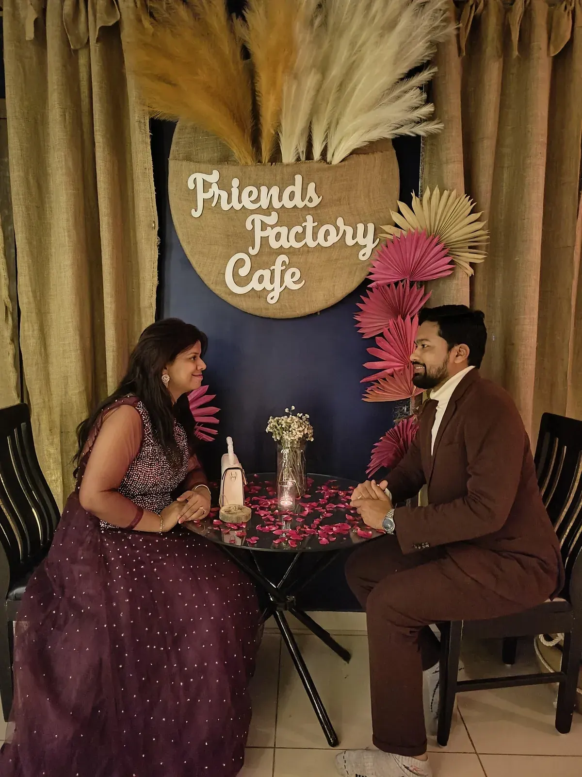 Why Choose Friends Factory Cafe - Best Romantic Venue Vadodara